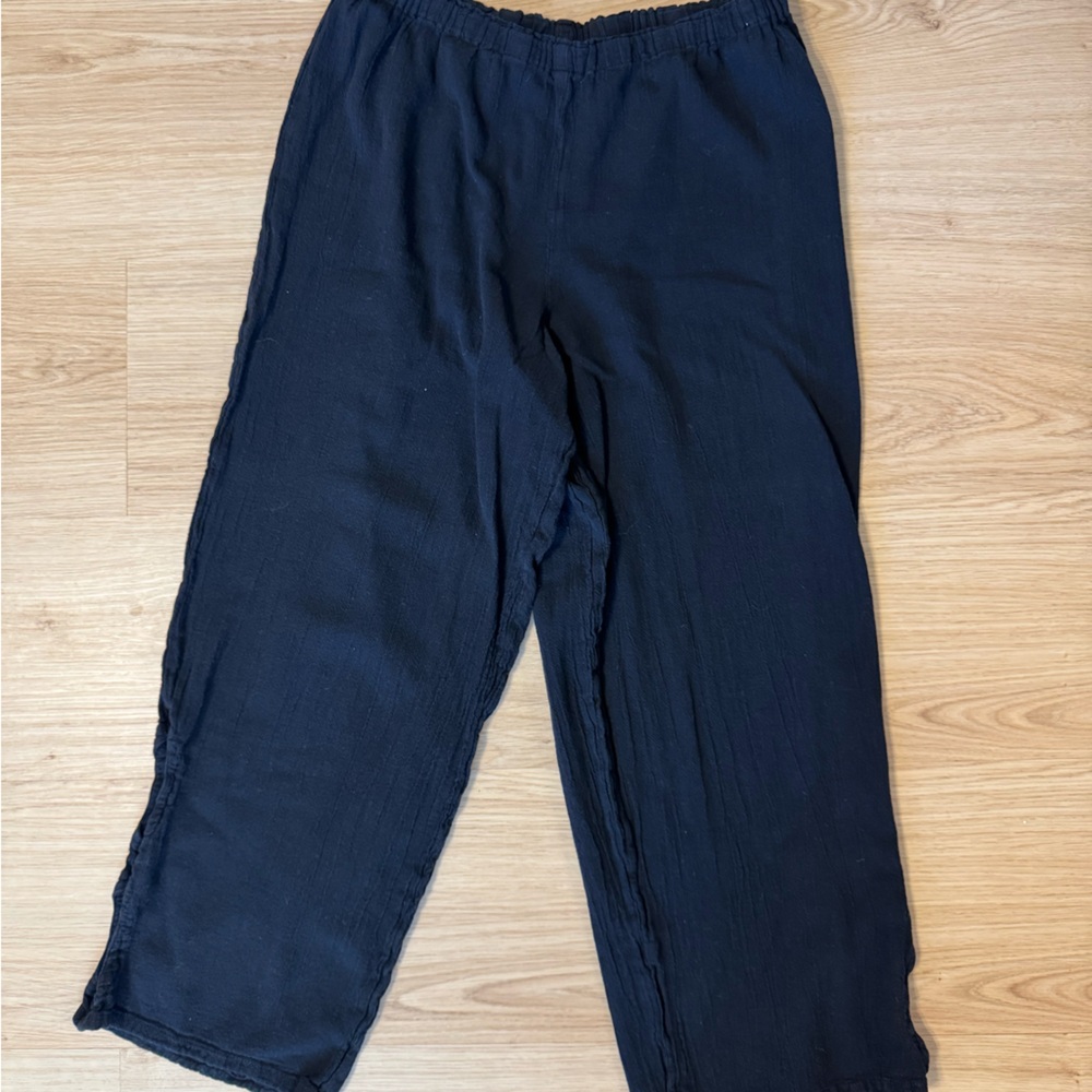 Oh My Gauze! Black pants with ankle detail